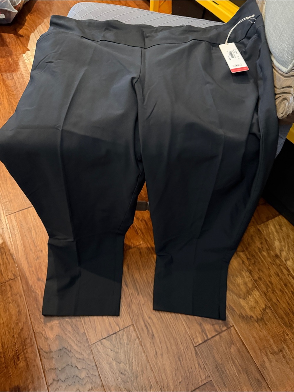 Tail Black Cropped Women's Dress Pants